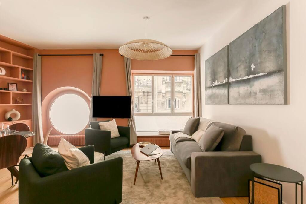 Modern 2 Bedrooms Near Louvre Paris Bagian luar foto