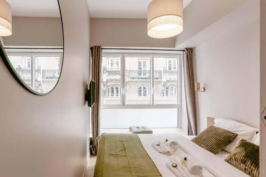 Modern 2 Bedrooms Near Louvre Paris Bagian luar foto